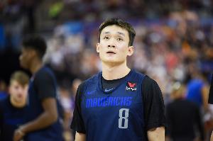 丁彦雨航：当年离NBA真不远 要是不受伤小牛就给我合同了