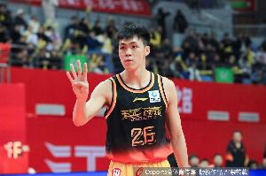 大心脏罚球准绝杀！庞峥麟9中4拿到18分3板6助3断 罚球12中10