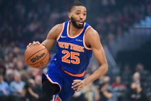 打了23秒犯规下场~大桥连续出战638场常规赛 NBA生涯至今保持全勤